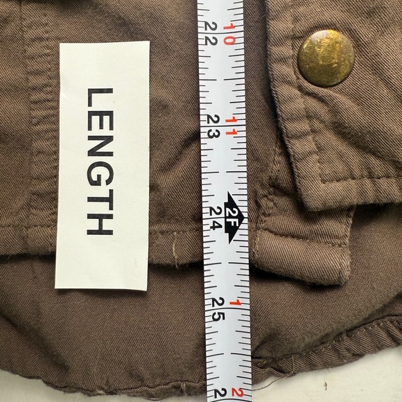 Women's Floral Embroidered Cargo Jacket Rayon Zip/Snap Roll Tab Size Medium Boho - Picture 15 of 16